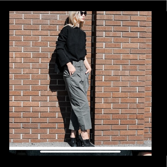 Olive belted crop pant - Picture 4 of 5